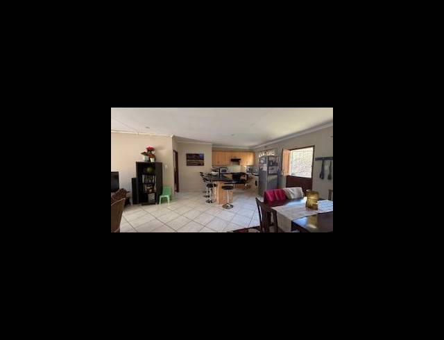 3 BEDROOM TOWNHOUSE FOR SALE IN NEW GERMANY